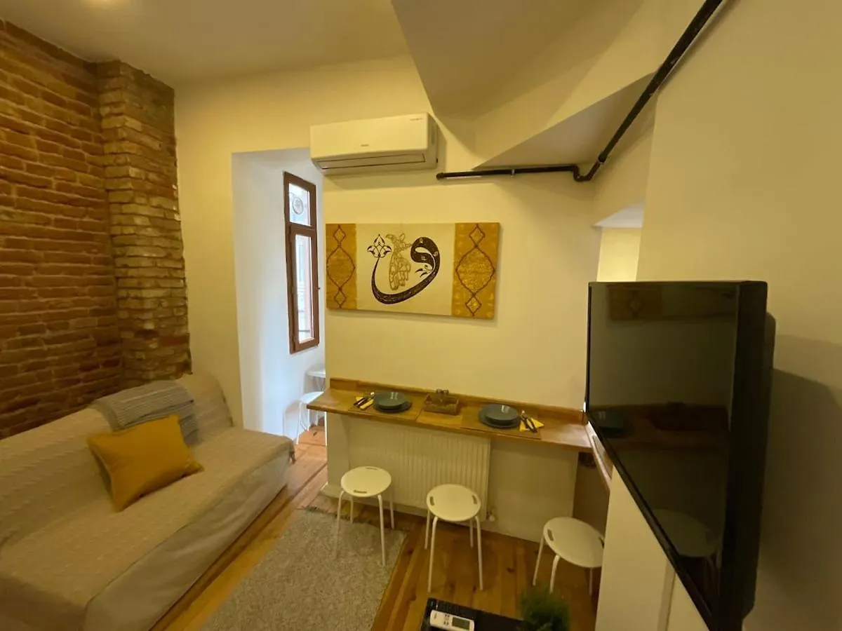 Kaira Aparts 1 Apartment Istanbul